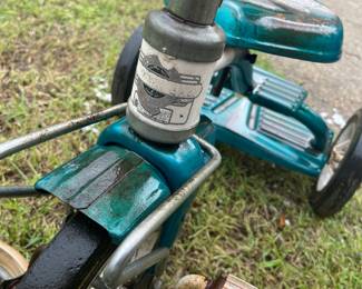 Vintage child’s bicycle 