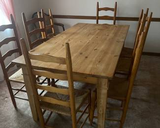 Dining room table 