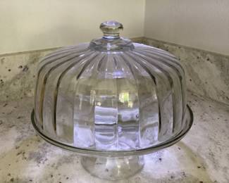 Glass cake stand w/pedestal