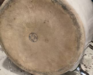 Antique crock w/lid