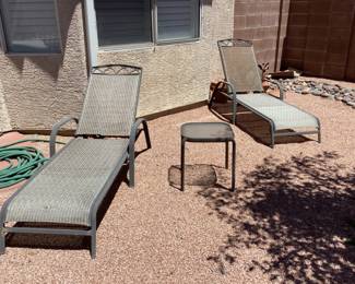 2-outdoor chaise loungers