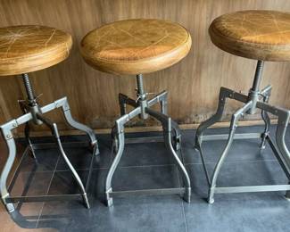 MW251Counter Stools