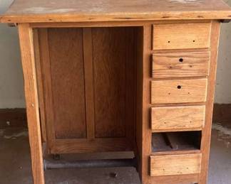 MW005Vintage Drafting Table