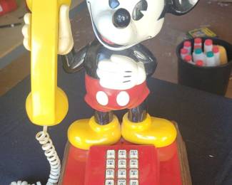 MW131Mickey Mouse Phone