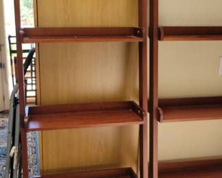 MW209Three Angled Open Bookcases