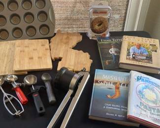 MW027Whats For Dinner