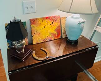 Vintage drop leave gate leg table 