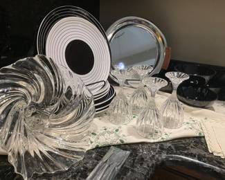 Black / White Dishes, contemporary glassware