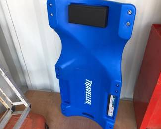 40 Traveler Brand Creeper