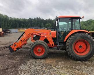 Kubota M108S Tractor 4x4 w Loader