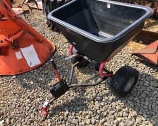 Precision Yard Seeder