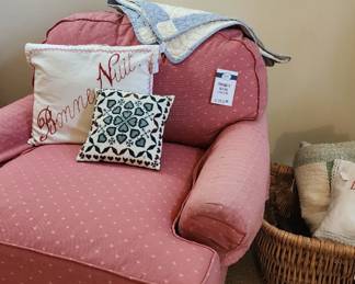 Brandy Wine Chair, Wicker Basket
