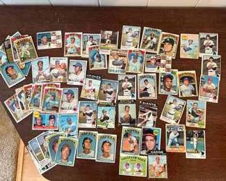 ABS317- Assorted Vintage Baseball Trading/Collectible Cards