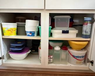 ABS047- Various Storage Containers (Tupperware & More)