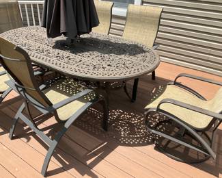 Winston, Patio Furniture, Table, 6 Chairs, Excellent Condition