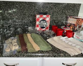 Stemware, Cookbooks, Kitchen Accessories 