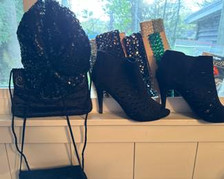 Sequined accessories 