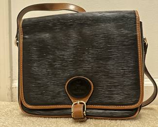 Louis Vuitton (can not authenticate)