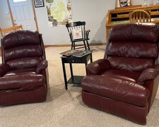 Great Pair Leather Recliners