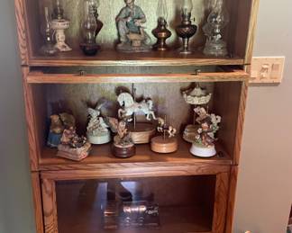 Music Boxes & Miniature Oil Lamps