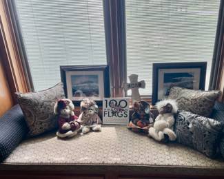 Bearington Bears and Pillows