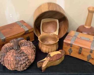 Assorted Wood Decor
