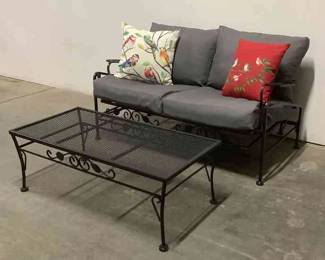 06 Swing Patio Loveseat Table