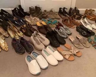 Assorted Womens Shoes  Sandals 