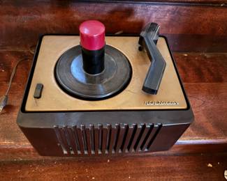 RCA Victor Model 45-EY-2
