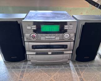 Emerson Stereo (turntable, dual cassette, 5 cd changer, am/fm tuner)