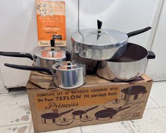 Mid Century DuPont Teflon by Regal Cookware (new in box)