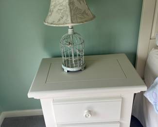 2 Drawer Nightstand Broyhill