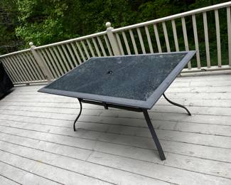 Outdoor table and 6 chairs