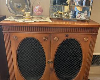 Credenza with Cut-Out Oval/Wire Doors
