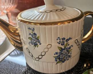Ellgrave Ironstone Gold Trim & Blue Flower Pattern Teapot - 1029
