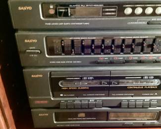 Sanyo Stereo w/Speakers