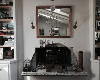 Decorative mirror in gold plate surround 
3 feet by 4 feet . Beautiful 