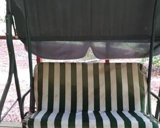 Nice canopy love seat swing