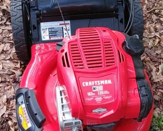 Nice craftsman push mower cranks right up