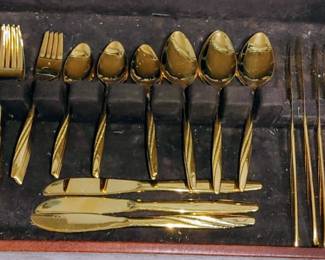 Beautiful set Gold stainless Flatware
