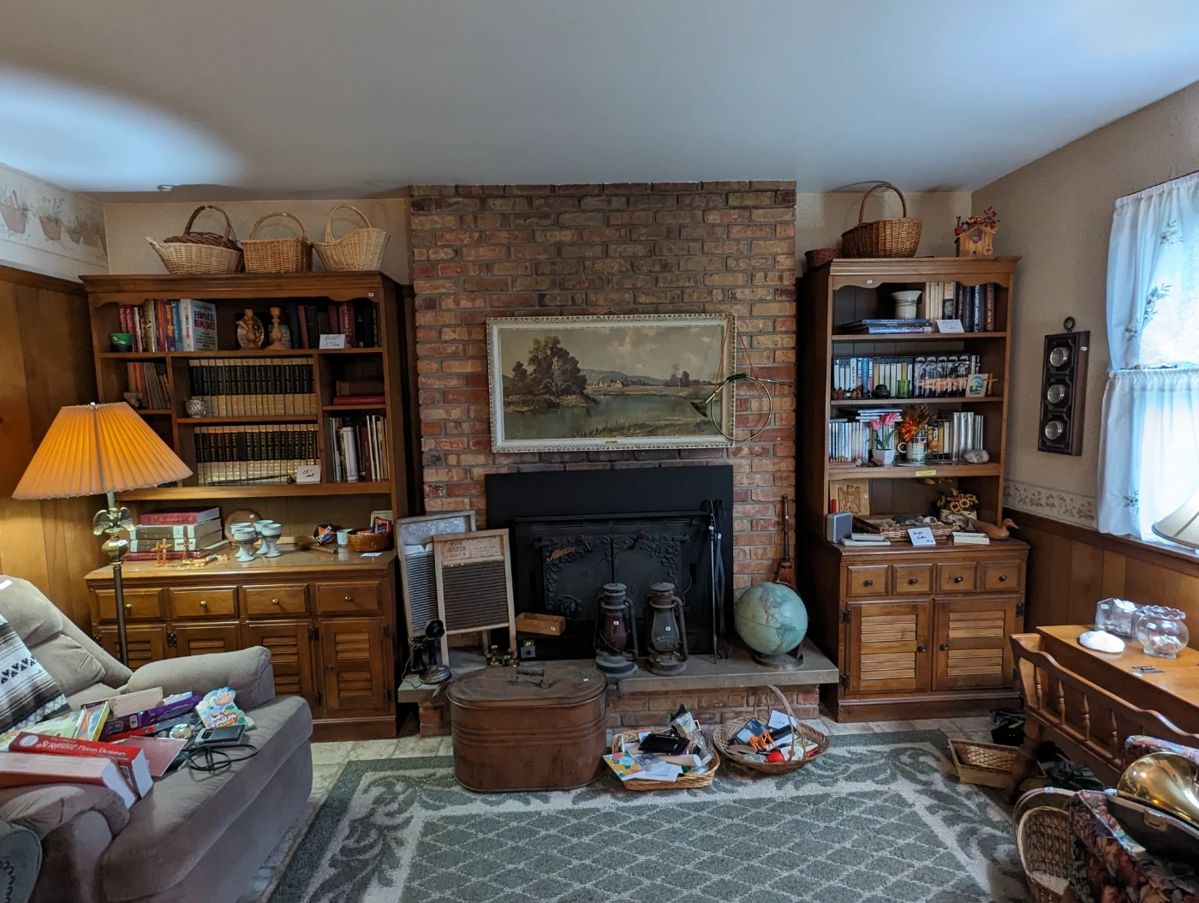 Estate Sale Westside in Grand Rapids, MI starts on 5/6/2024