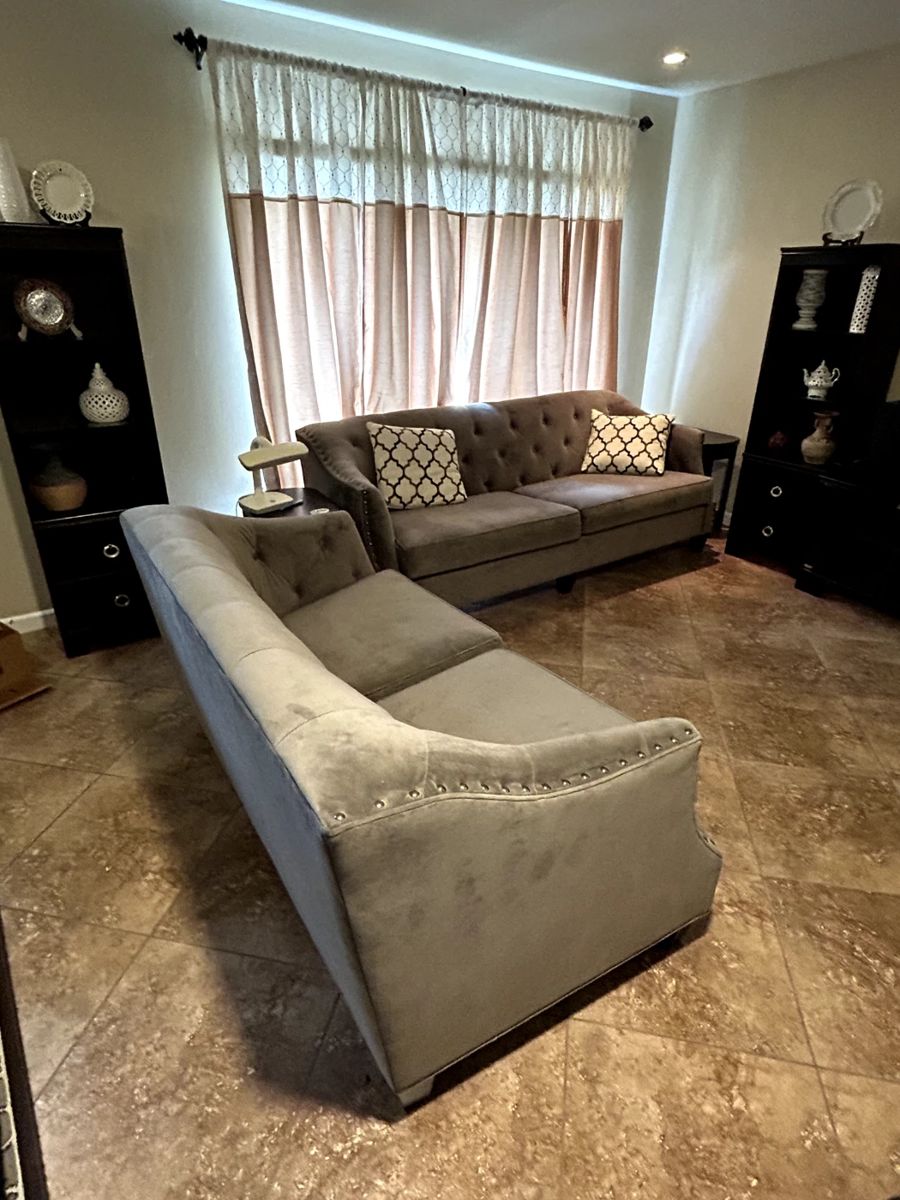 Devlin Estate Sale in the Avenues Huntsville starts on 6/15/2024