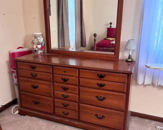 Drew furniture dresser with mirror some scratches and wear, mirror is 32"H, the chest is 32"H x 58"W x 21"D (This item is upstairs) 