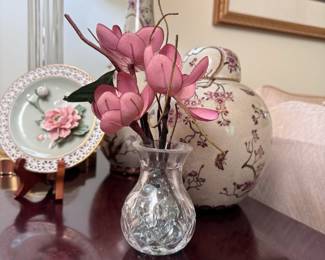 Waterford crystal petite vase 4"H with pink floral arrangement 
