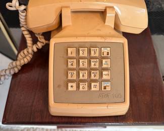 Vintage AT&T push button phone