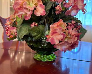 L.E. Smith moon and stars emerald green basket with clear handle, pink hydrangea arrangement 11"H x 10"W