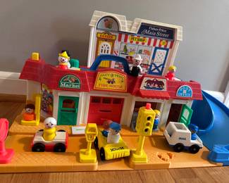 Fisher Price Little People Play Set