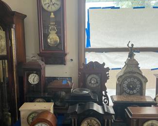 Vintage Mantle Clocks in Pre-Sale Now!