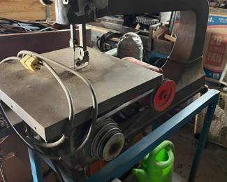 VINTAGE WOODWORKING MACHINERY