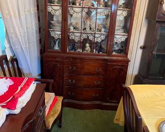VINTAGE CHINA CABINET